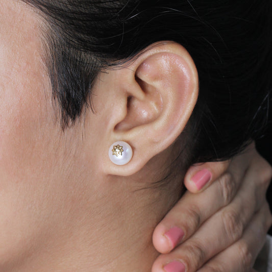 Pearlicious 10mm White Pearl and White Diamond Earring in 18K Gold