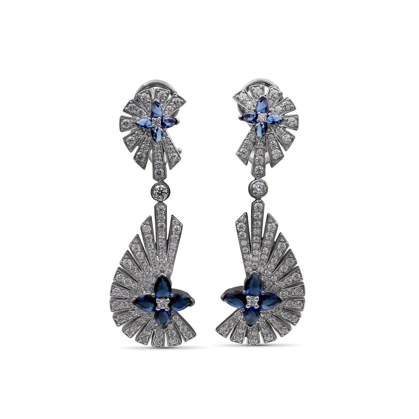 Sunray Sapphire 2.35ct and Diamond 2.05ct Earring in 18K Gold