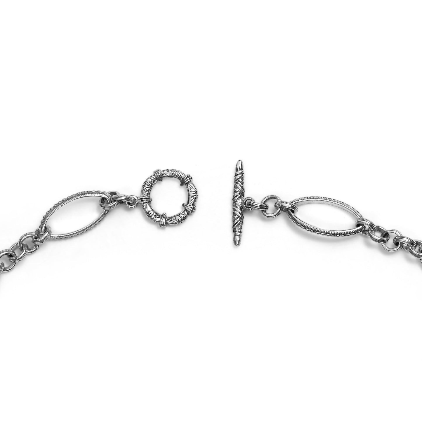Orogento Hand Manipulated Signature Detailed Sterling Silver Chain Link Necklace