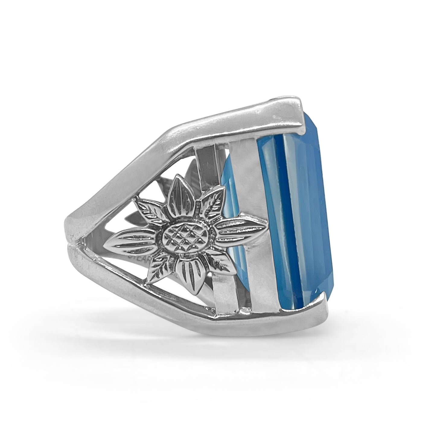 Garden of Stephen Natural Quartz Blue Agate Ring in Sterling Silver