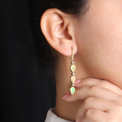 Luxury Opal 4.7ct and Diamond 0.30ct Earring in 18K Gold