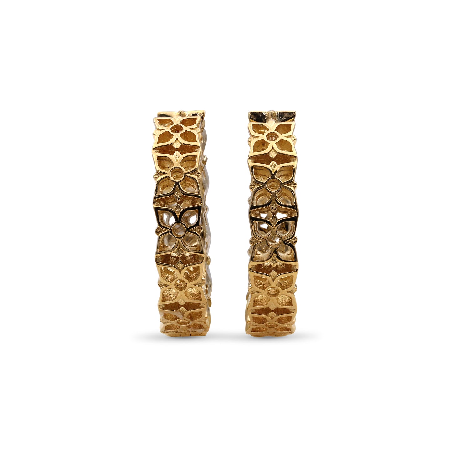 Signature White Diamond 0.10ct 5.10mm Hoop Earring in 18K Gold