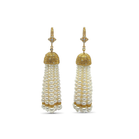 Luxury Pearlicious White Pearl and Diamond 0.35ct Earring in 18K Gold