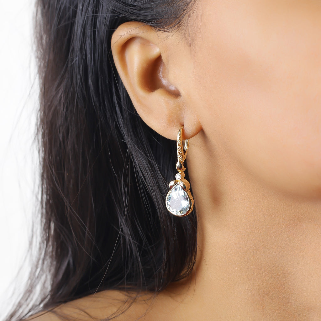Luxury Aquamarine and Diamond Earrings in 18K Gold
