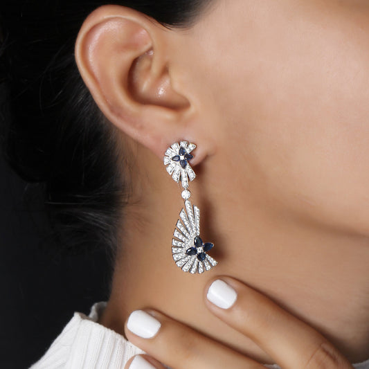 Sunray Sapphire 2.35ct and Diamond 2.05ct Earring in 18K Gold