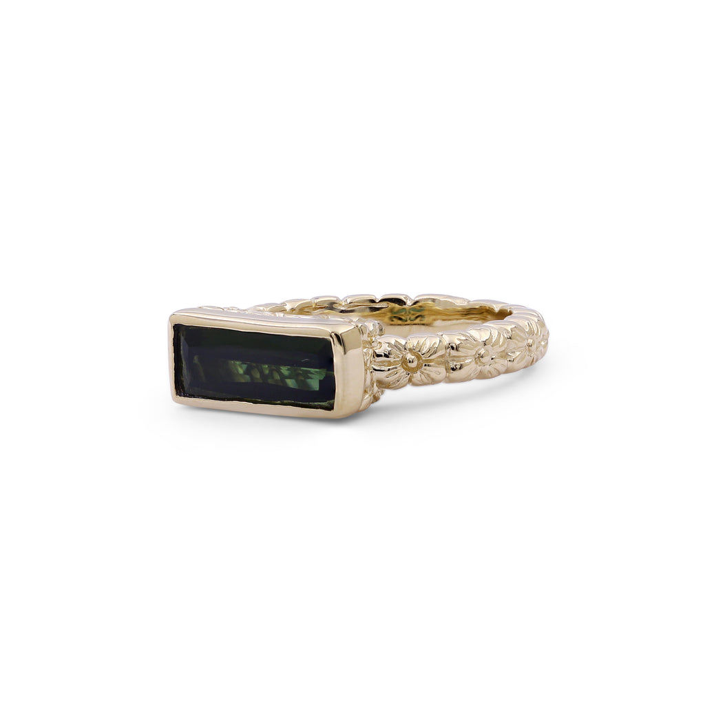 Luxury Green Tourmaline Ring in 18K Gold