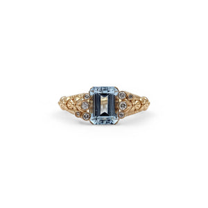 Luxury Aquamarine and Diamond 0.15ct Ring in 18K Gold